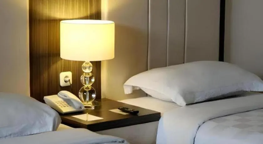Bella Hotel Surabaya-1